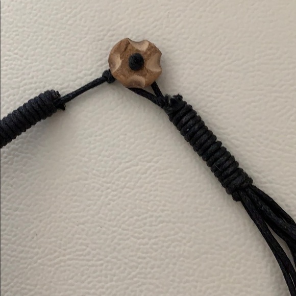 Beautiful Black Beaded Necklace - Picture 3 of 3